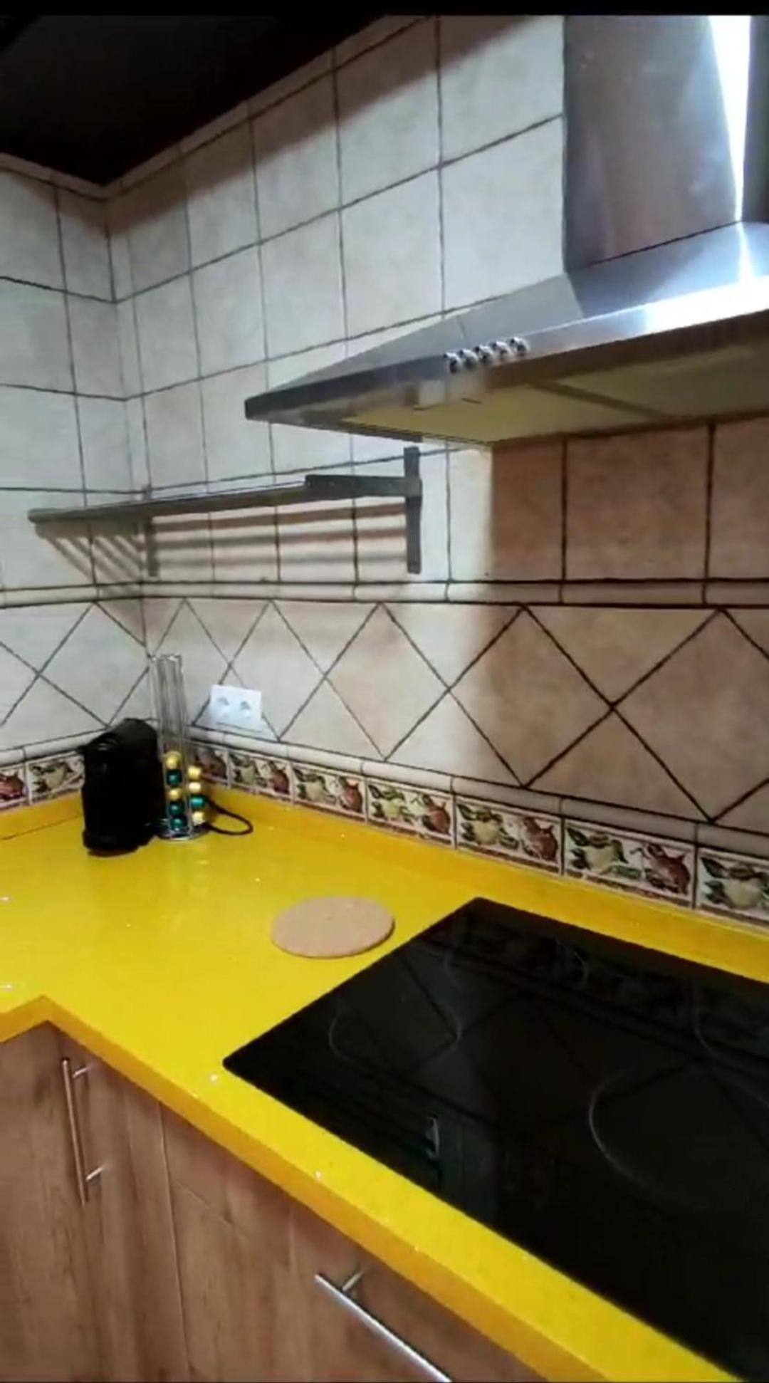 Apartamento Celia Севиля Екстериор снимка