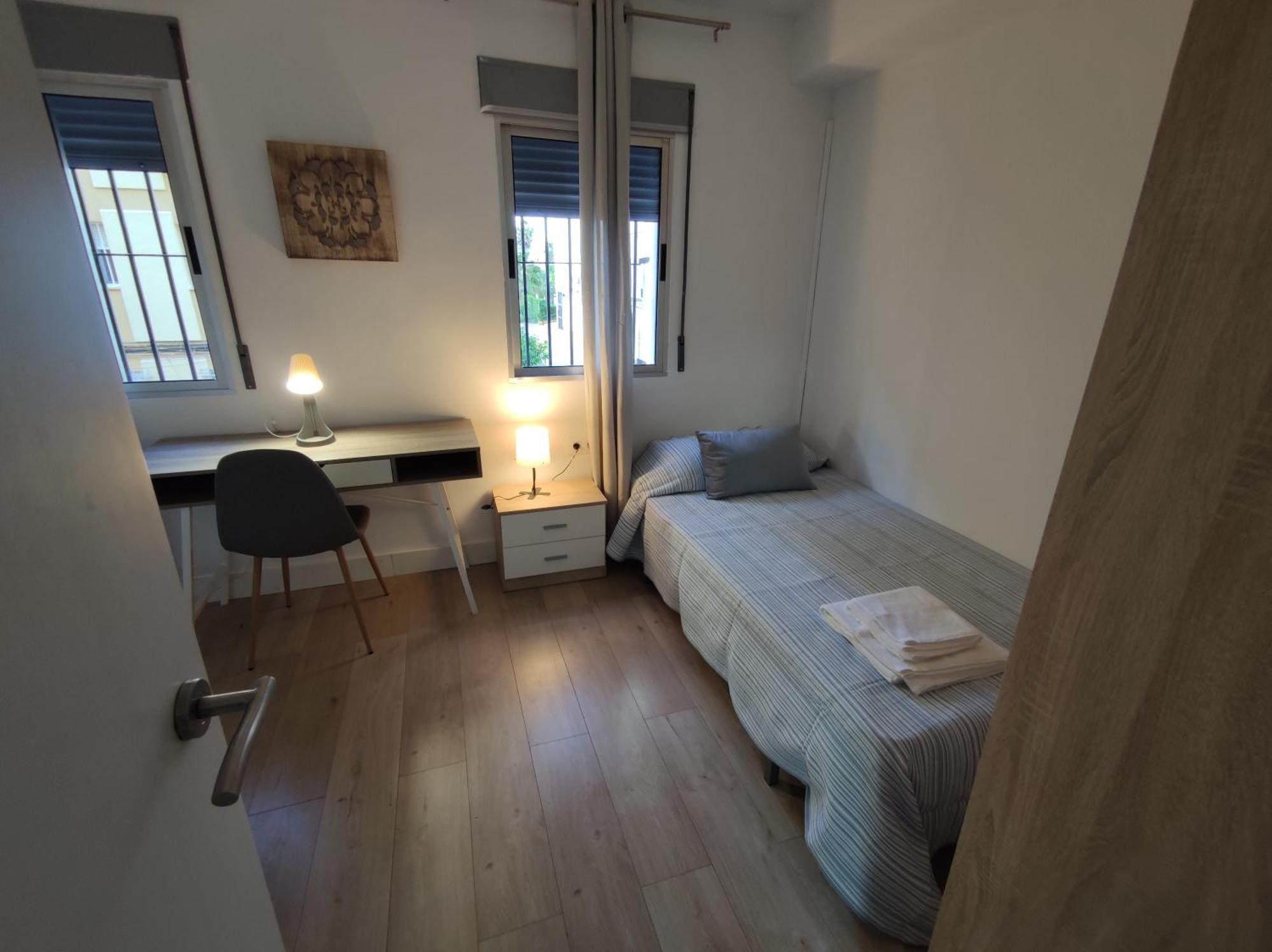 Apartamento Celia Севиля Екстериор снимка