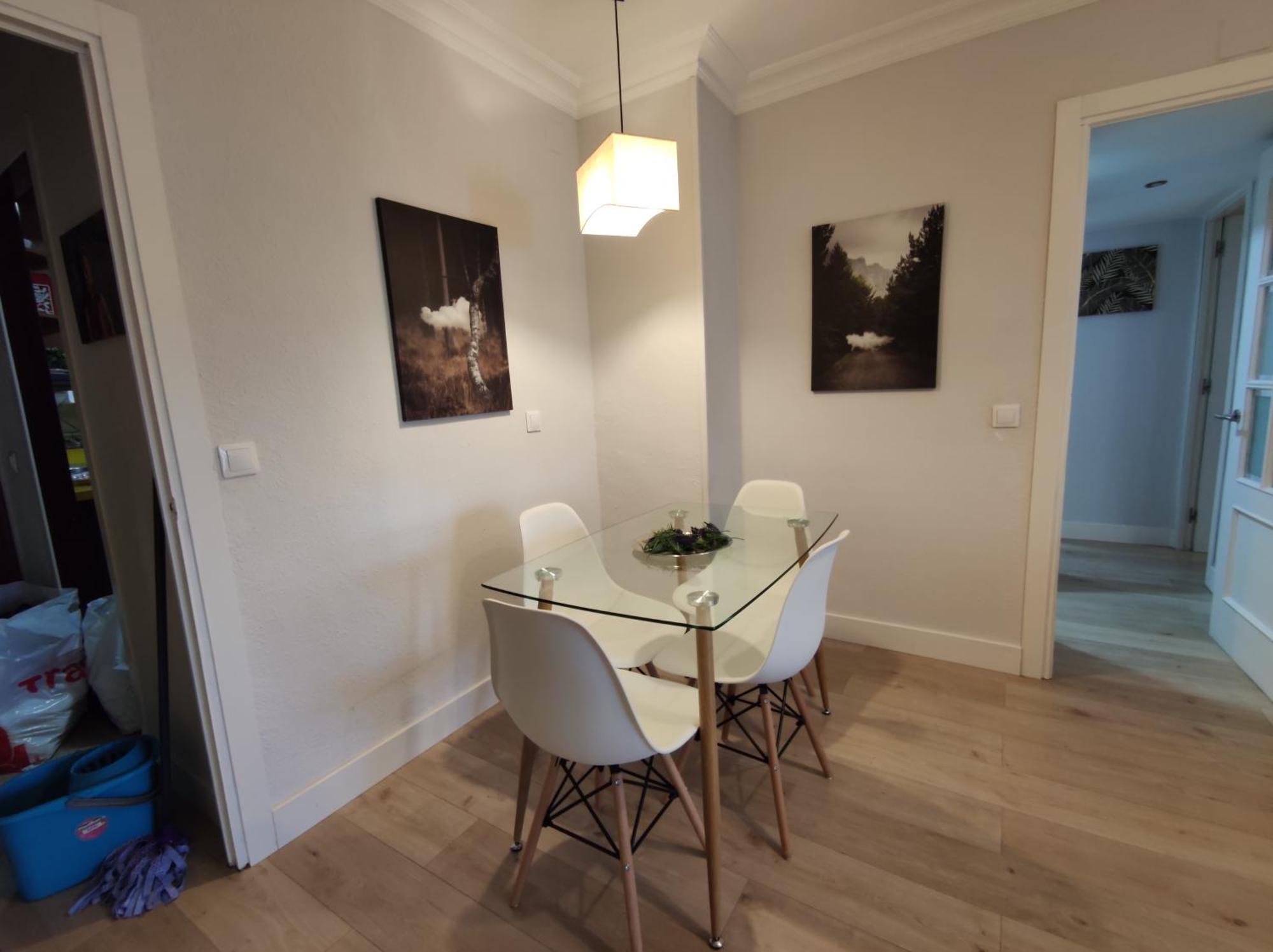 Apartamento Celia Севиля Екстериор снимка
