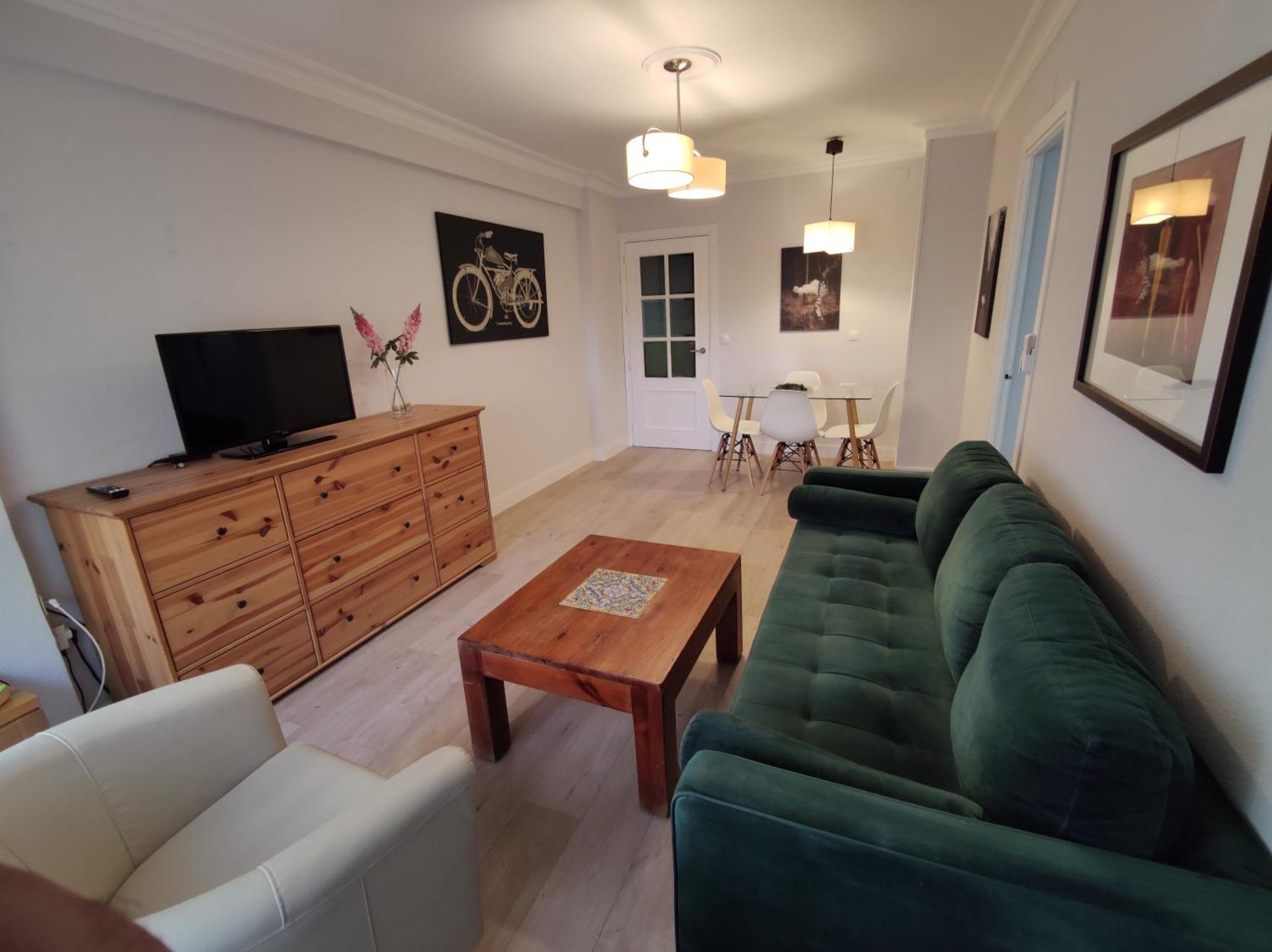Apartamento Celia Севиля Екстериор снимка