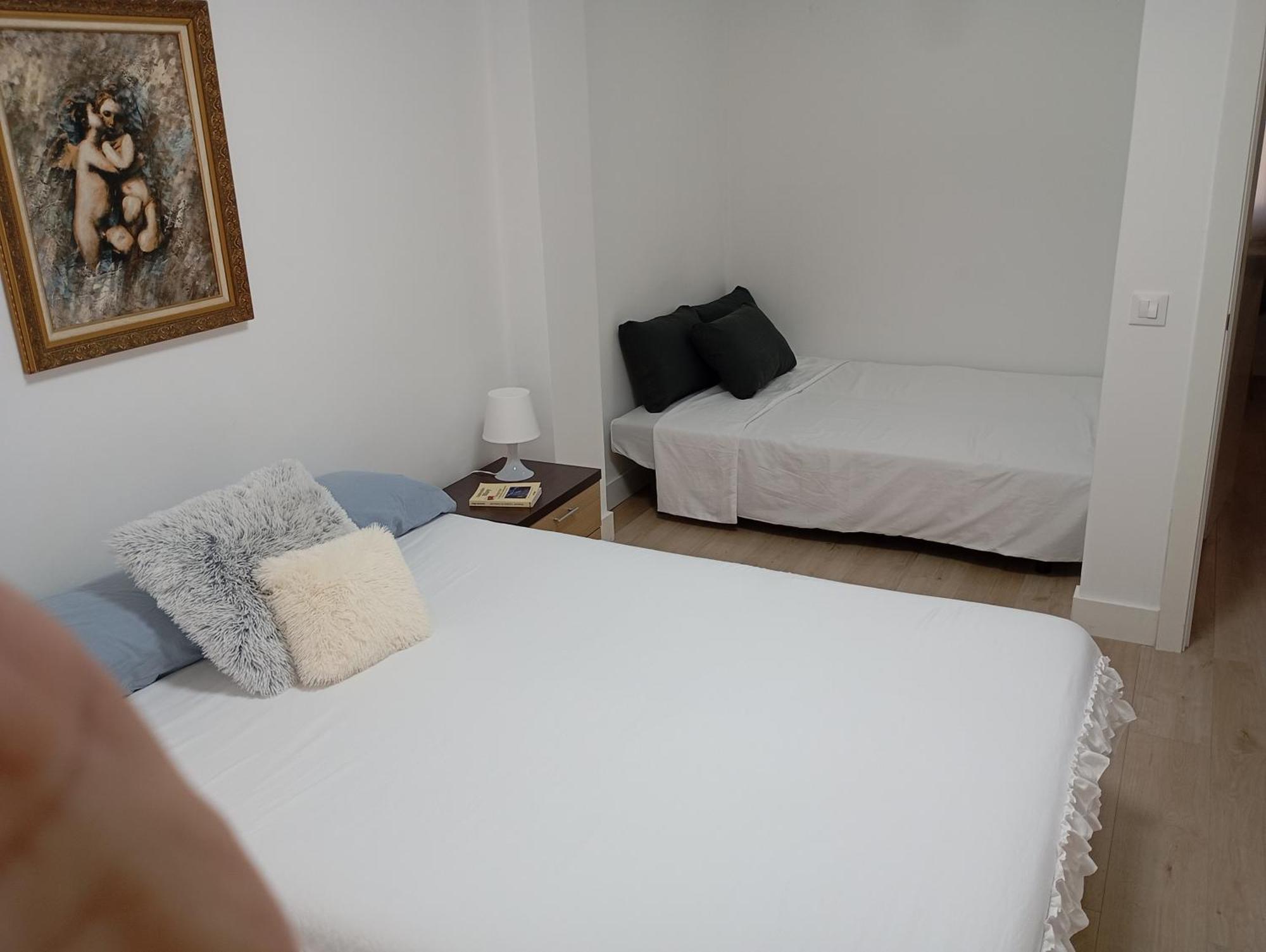 Apartamento Celia Севиля Екстериор снимка